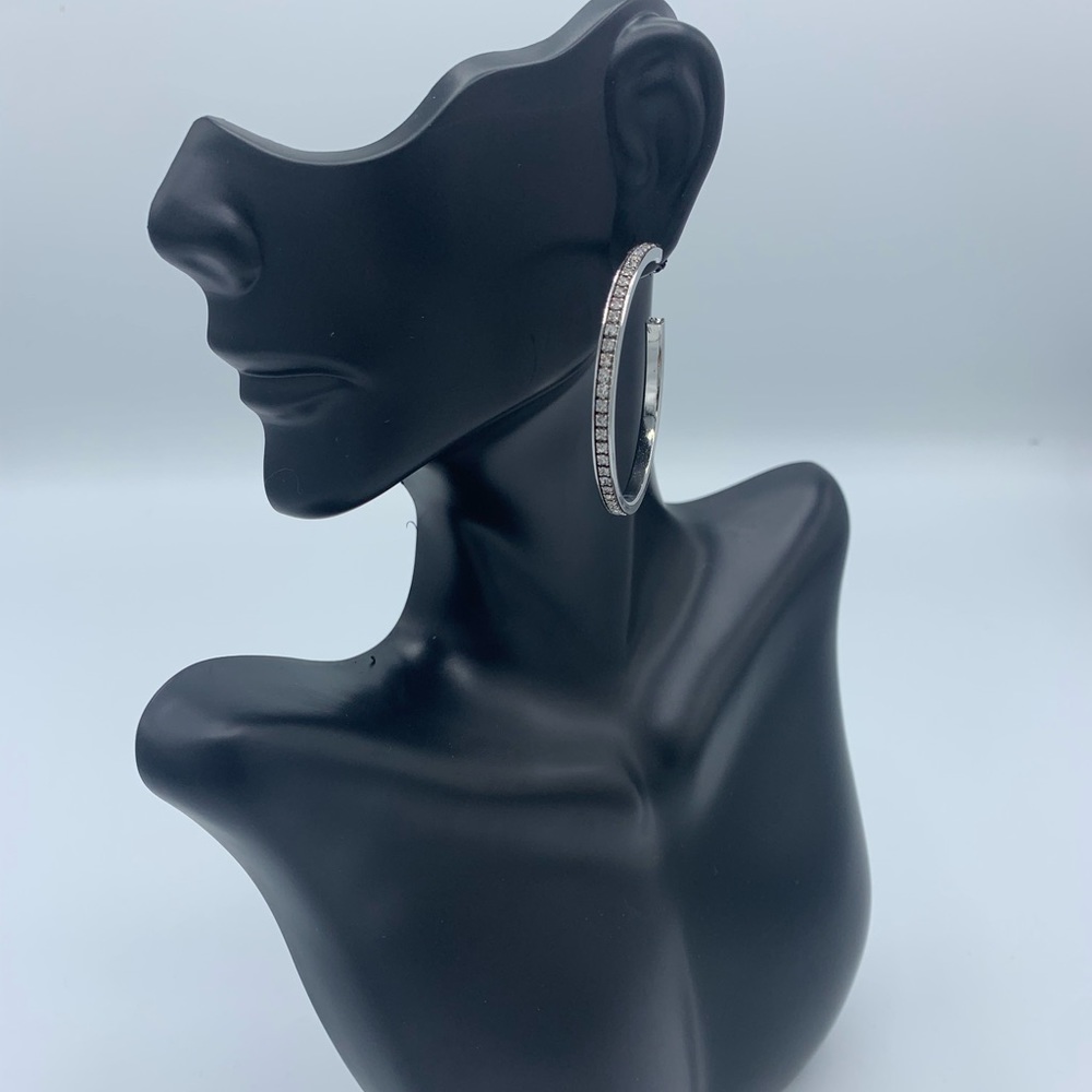 HOOP CRYSTAL EARRINGS